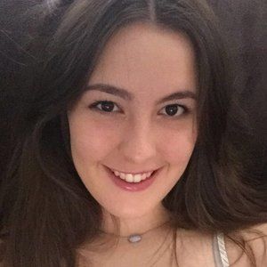 Meet your Posher, Carly